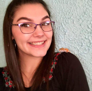 Meet your Posher, Saira
